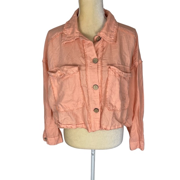 Zara Jackets & Blazers - Zara Peach Coral Button Up Frayed Hem‎ Cropped Jacket Womens Large